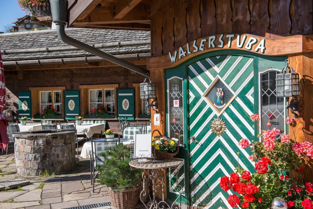 Biohotel Walserstuba Рицлерн Экстерьер фото